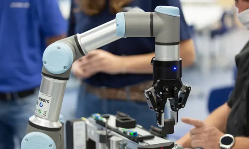 Collaborative robot performs table-top work in Robotics Lab at UW-Stout.