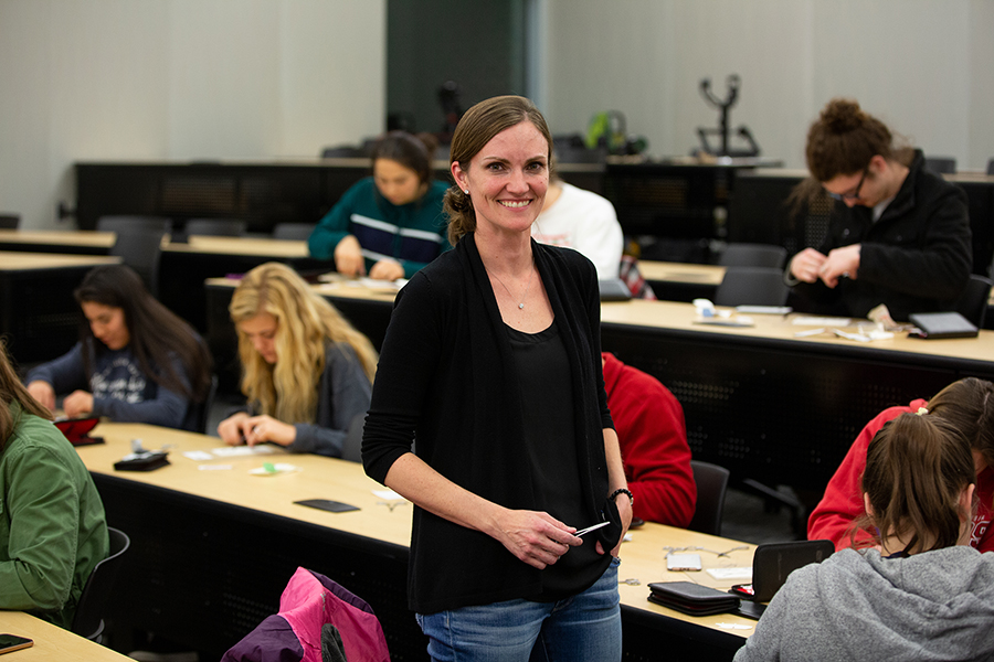 Alumna Dr. Desiree Scholl, a podiatrist, guides UW-Stout students in a suture workshop last fall.